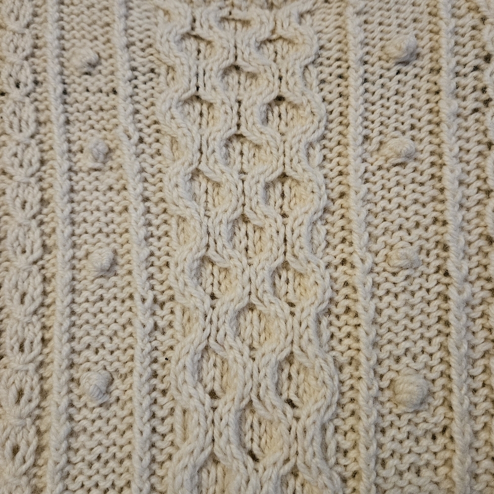 Hand Knit Cream Oversized Sweater - Picture 3 of 8